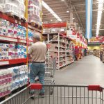 Alerta: después del entusiasmo postelectoral, en diciembre volvió a caer la confianza del consumidor