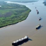 El Gobierno estudia descalificar a un competidor por la Hidrovía